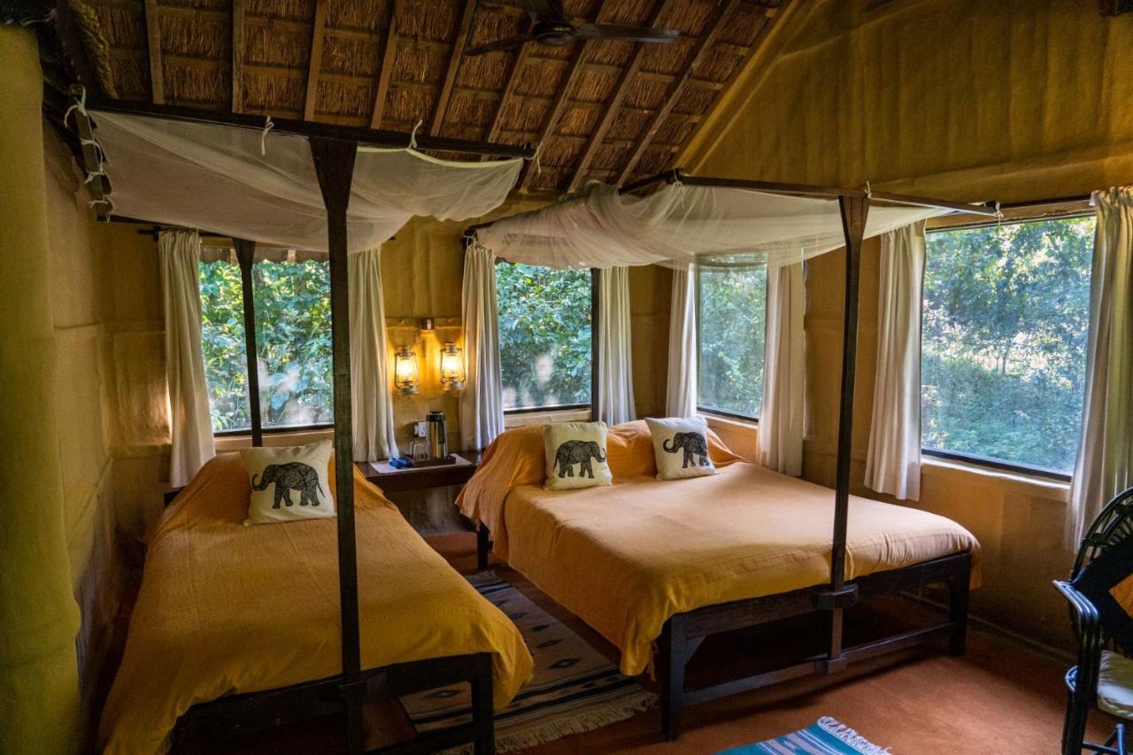 Tiger Tops Karnali Lodge Bardiya Exterior foto